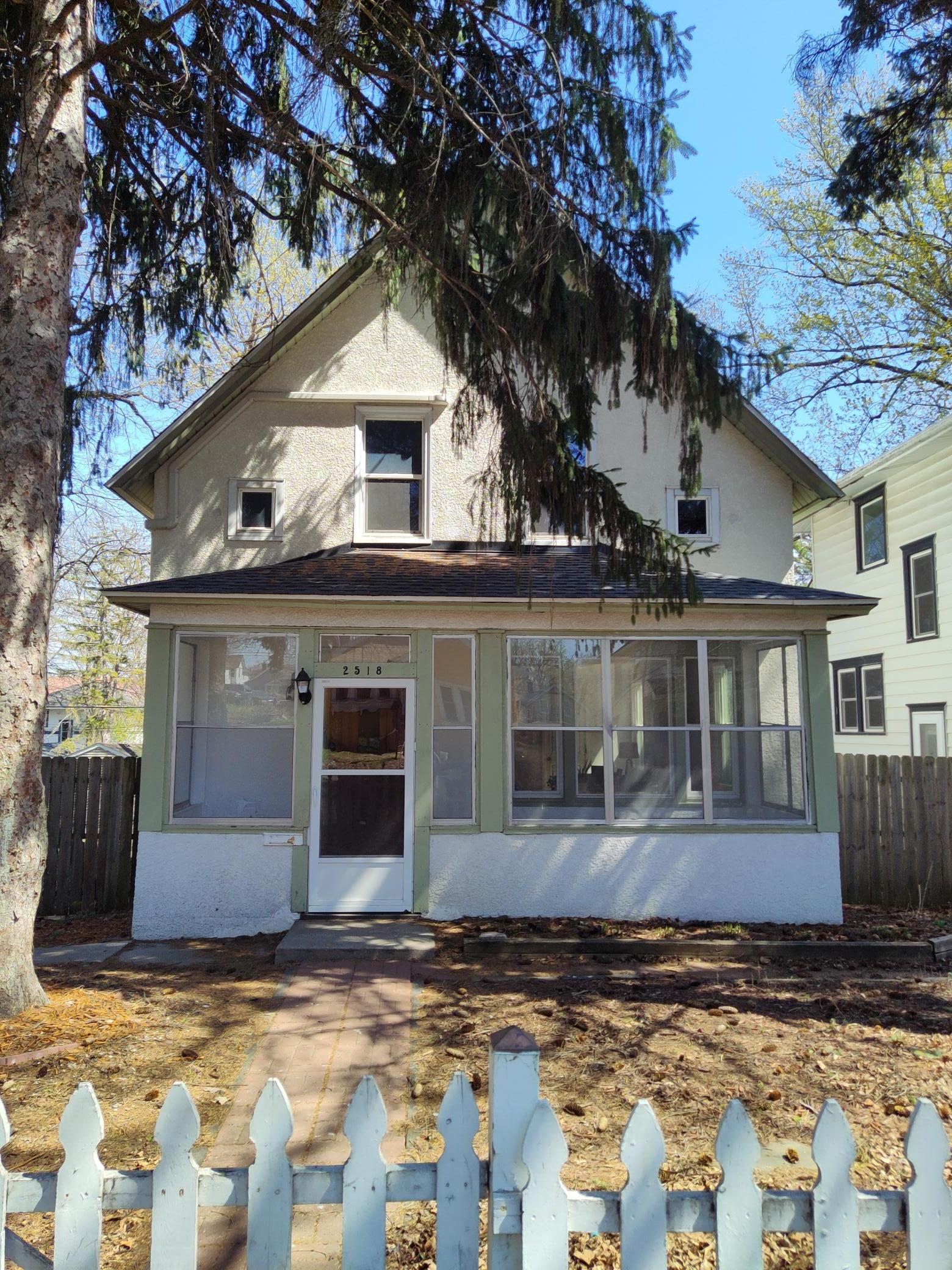 Front featuring the screen porch.
