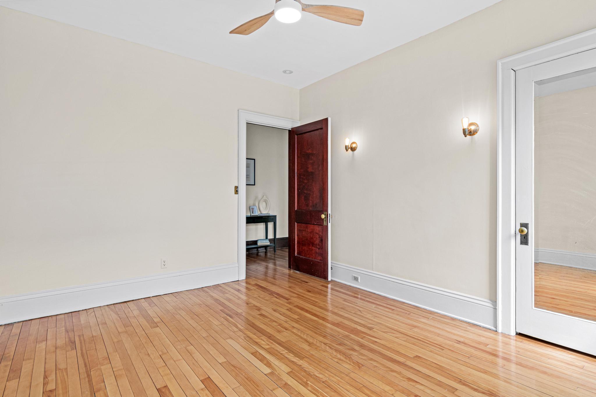 SECOND BEDROOM - 11'0 X 13'7