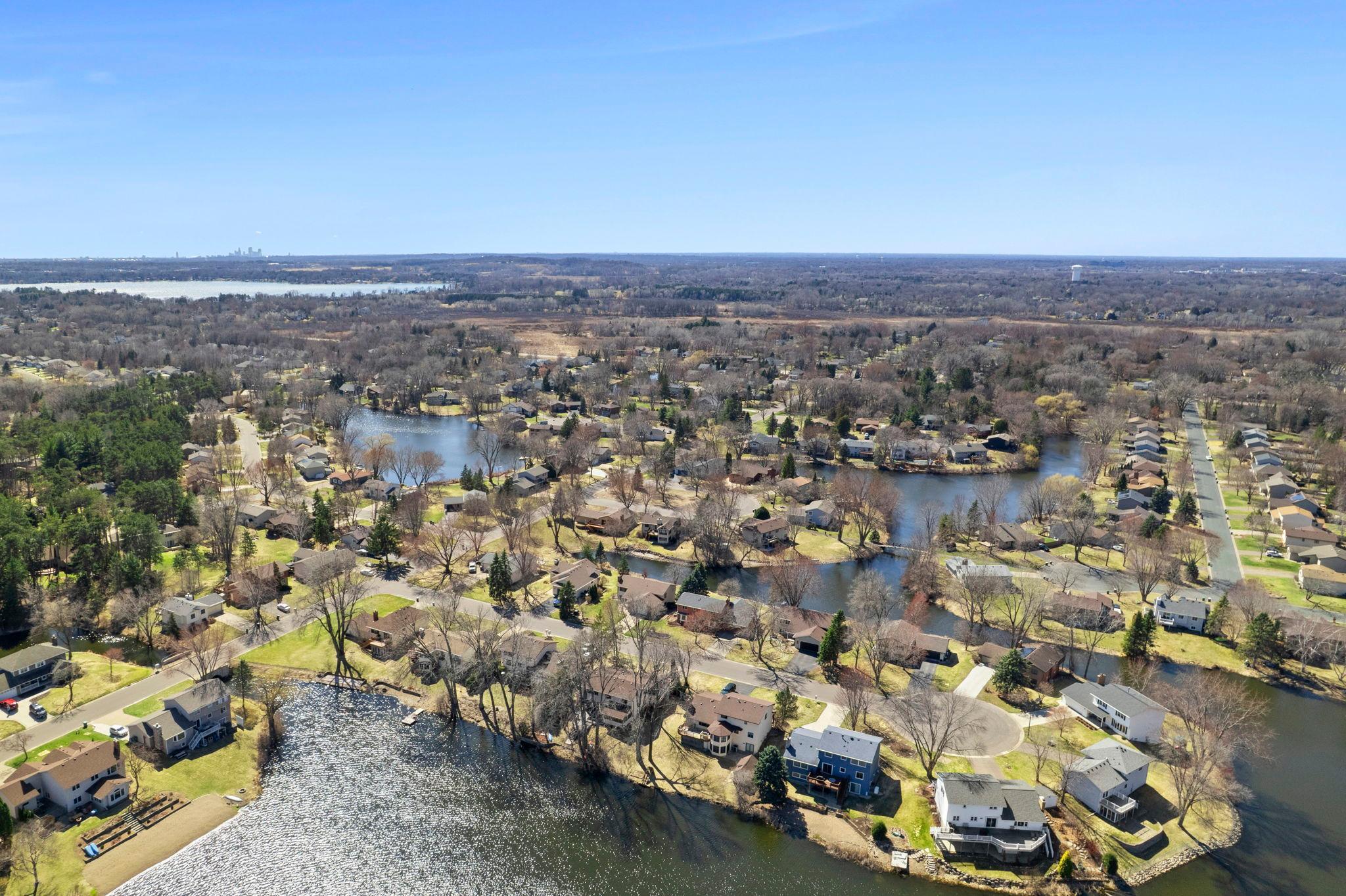 SW view from over the large area of Kerry Lake