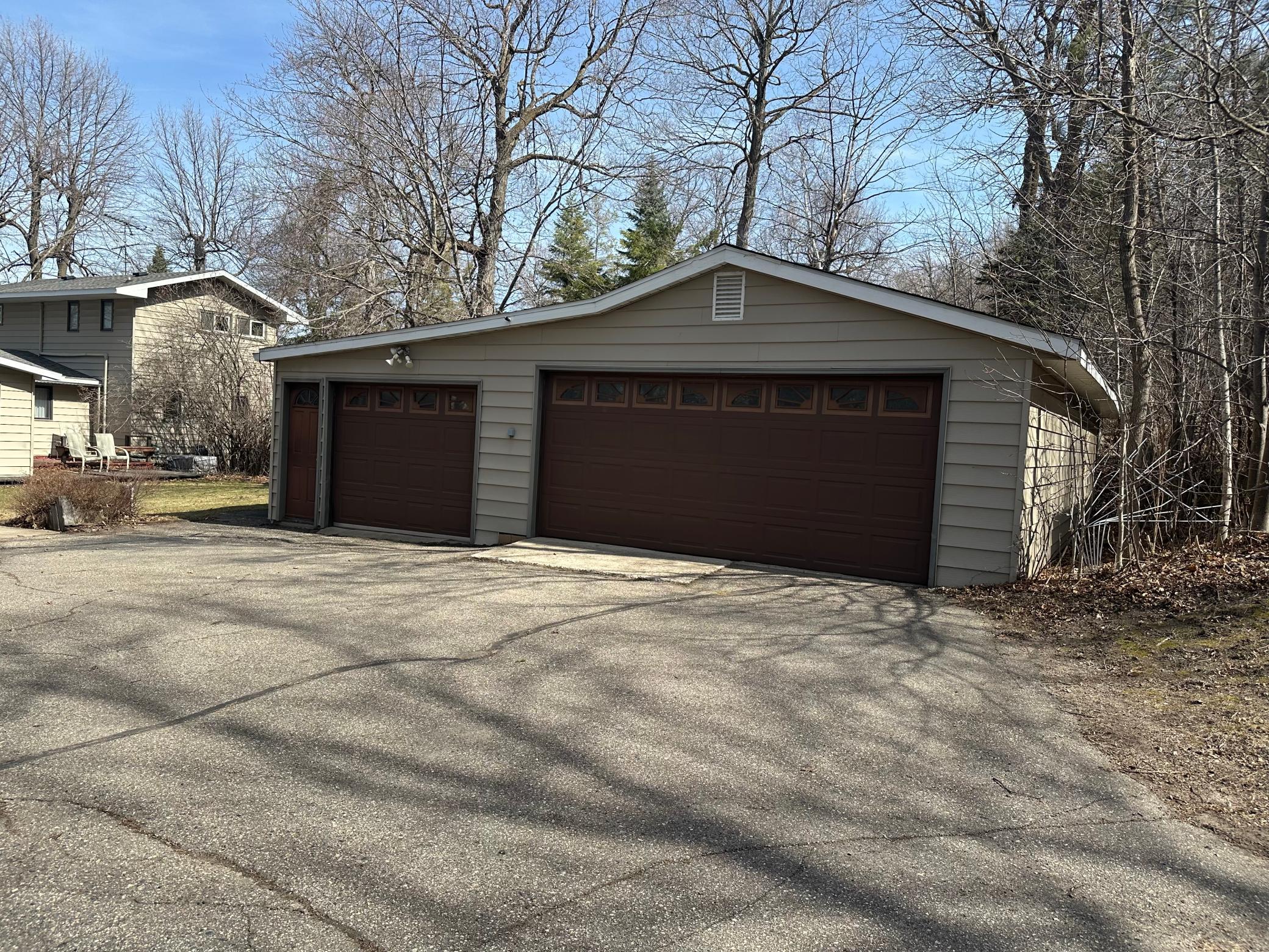 Heated garage/shop