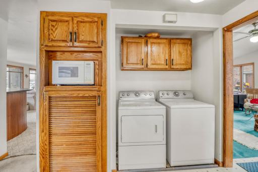 Laundry1_1 (1).JPG