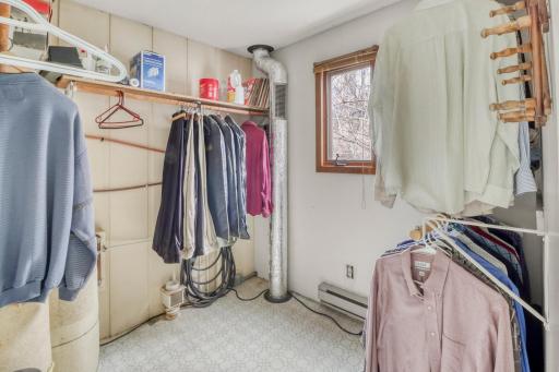 Primary Closet1_1.JPG