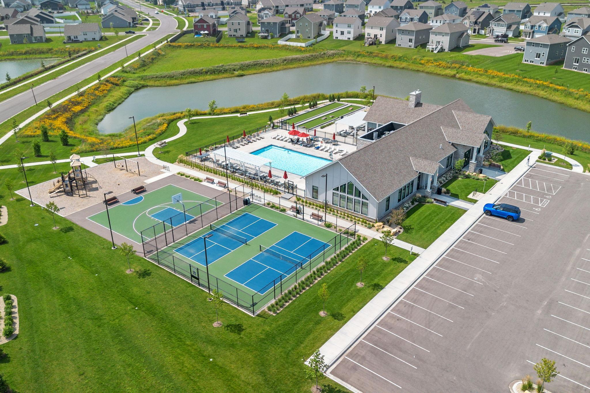 Community Pickleball, Basketball, Pool and Clubhouse!