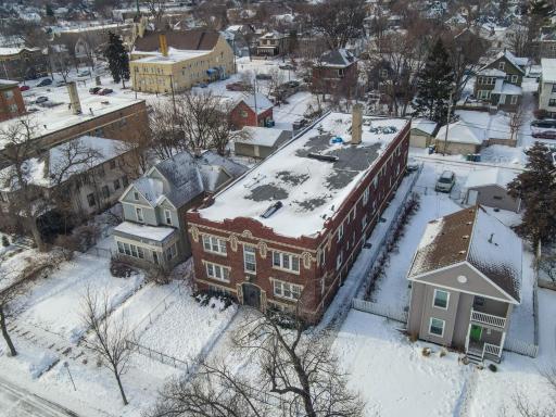 5-web-or-mls-dji_fly_20260110_115828_42_1768172481171_photo.jpg