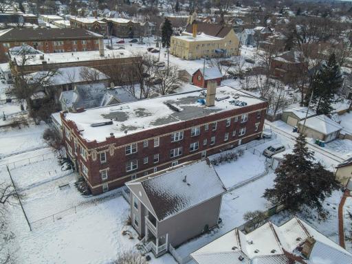 7-web-or-mls-dji_fly_20260110_115838_44_1768172471395_photo.jpg
