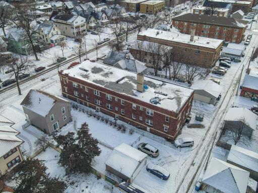 10-web-or-mls-dji_fly_20260110_115908_47_1768172458087_photo.jpg