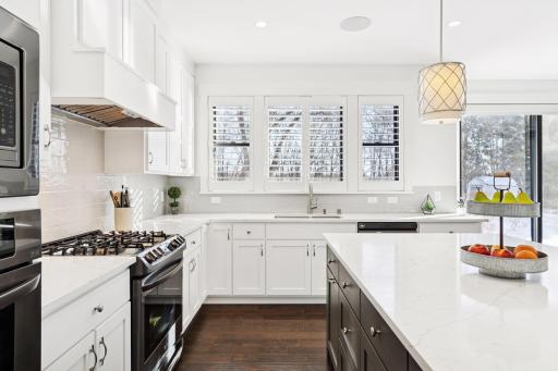 5213 Woodhill Road, Minnetonka, MN 55345