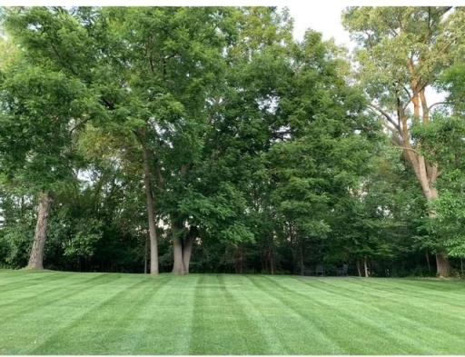 5213 Woodhill Road, Minnetonka, MN 55345