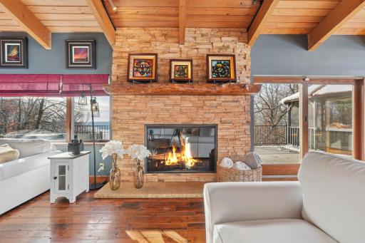 227 Rivercrest Drive, Hudson, WI 54016