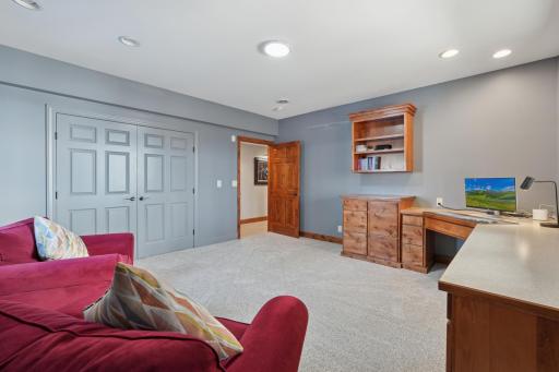 227 Rivercrest Drive, Hudson, WI 54016