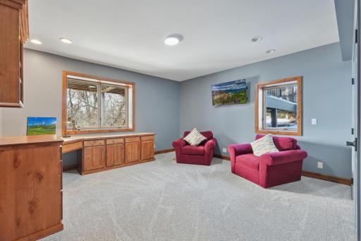 227 Rivercrest Drive, Hudson, WI 54016