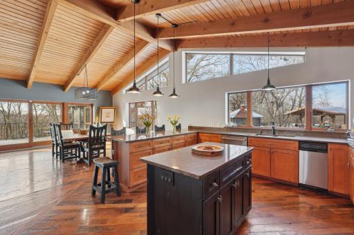 227 Rivercrest Drive, Hudson, WI 54016