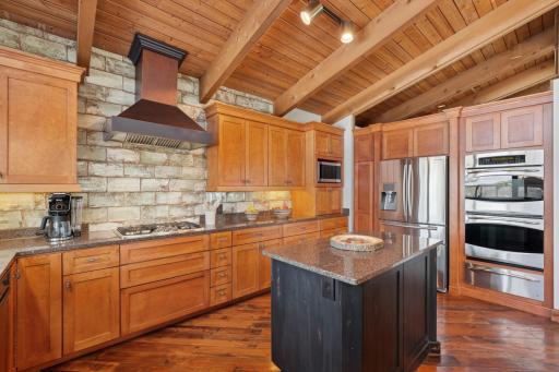 227 Rivercrest Drive, Hudson, WI 54016