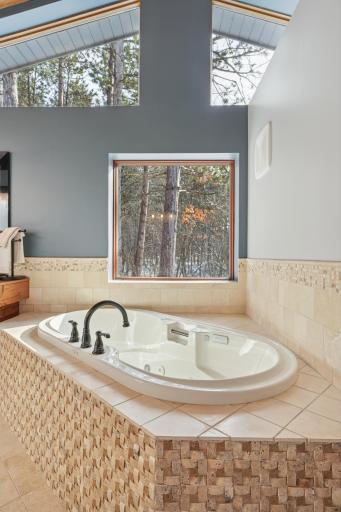 227 Rivercrest Drive, Hudson, WI 54016