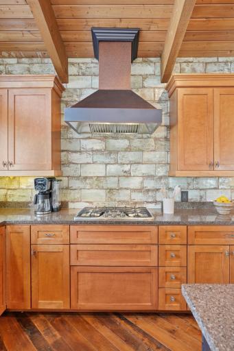 227 Rivercrest Drive, Hudson, WI 54016