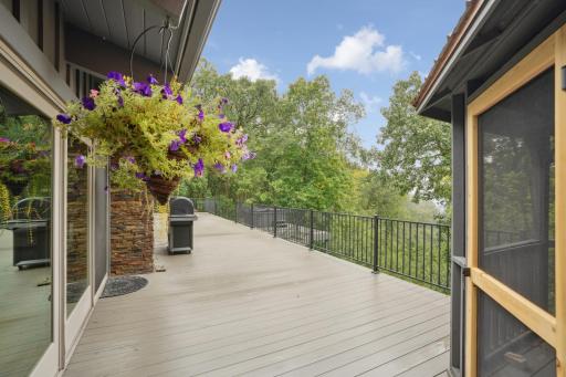 227 Rivercrest Drive, Hudson, WI 54016