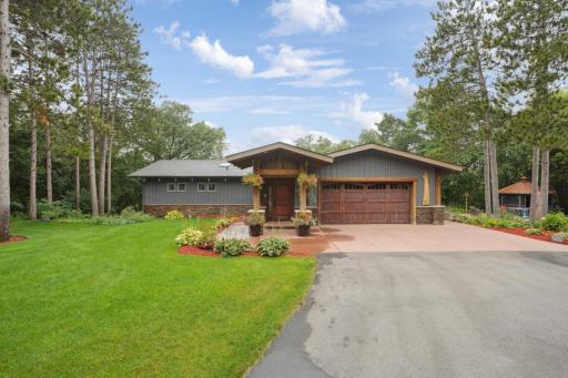 227 Rivercrest Drive, Hudson, WI 54016