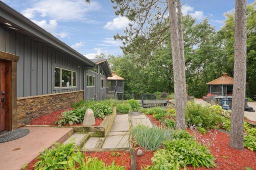227 Rivercrest Drive, Hudson, WI 54016