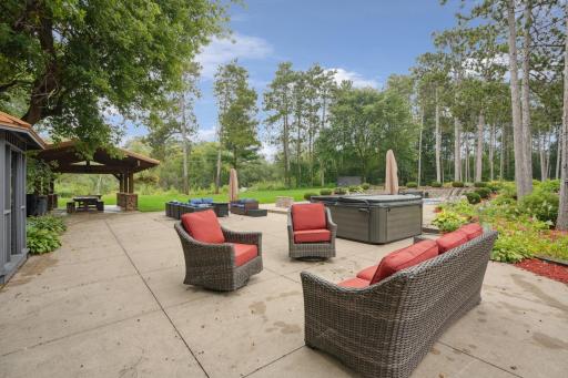 227 Rivercrest Drive, Hudson, WI 54016