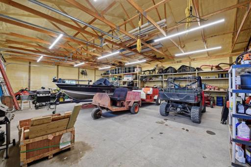 Additional garage area with ample storage