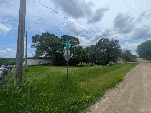 9615 Main Street, Elko New Market, MN 55020