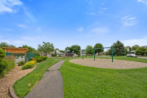 10067 Toledo Drive N, Brooklyn Park, MN 55443