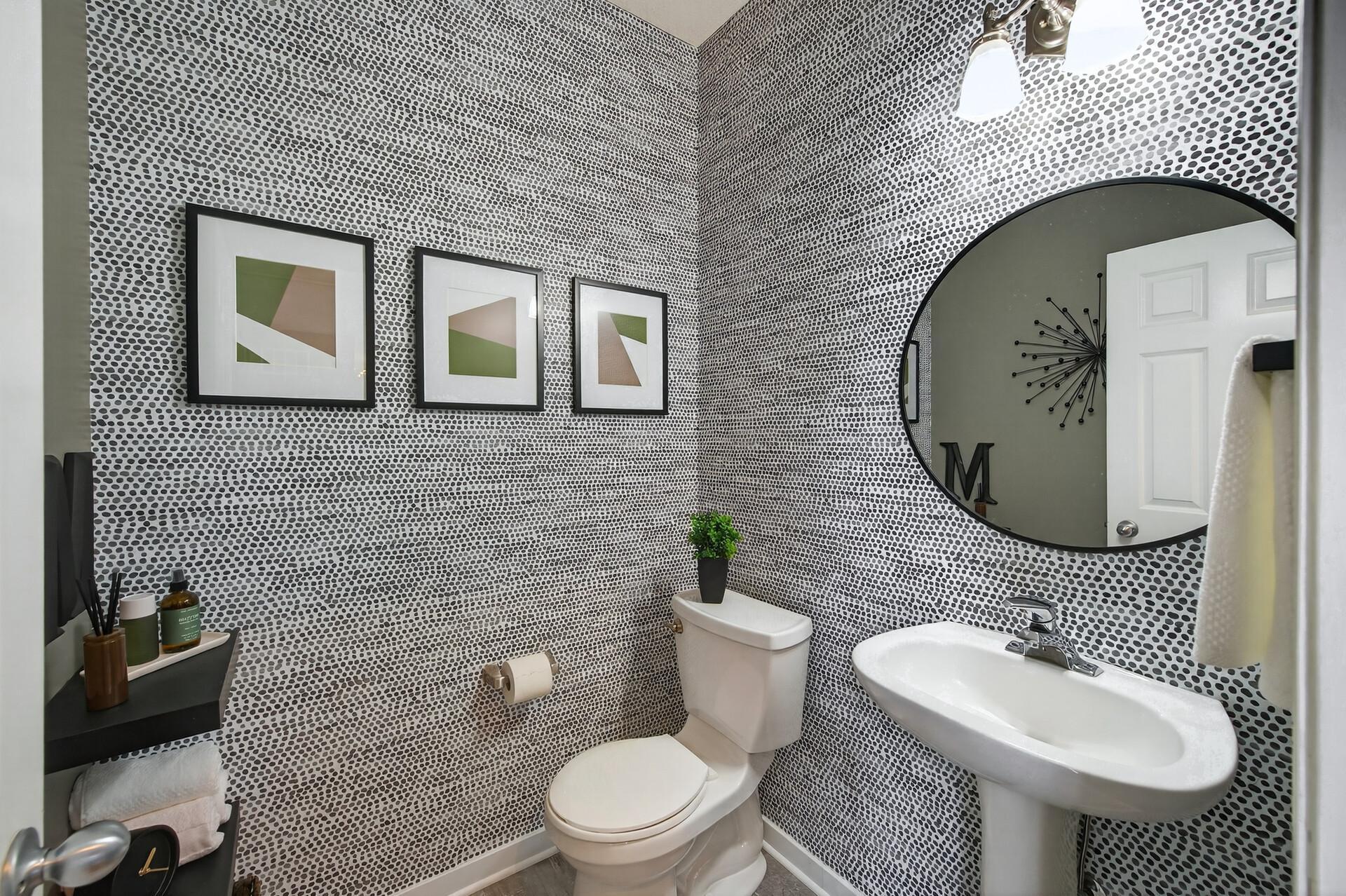 Main Floor Guest Bath