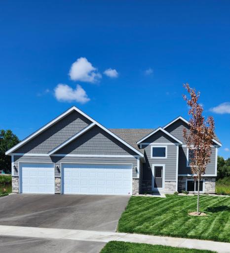 605 Sienna Drive, Watertown, MN 55388