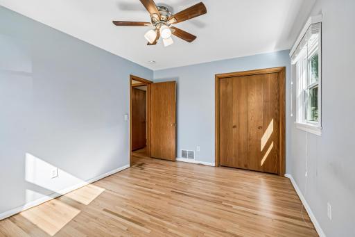91 65 1/2 Way NE, Fridley, MN 55432