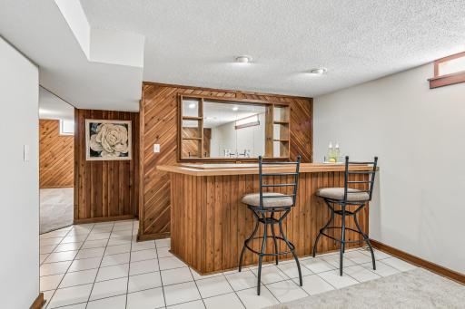 91 65 1/2 Way NE, Fridley, MN 55432
