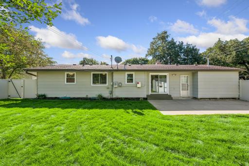 91 65 1/2 Way NE, Fridley, MN 55432