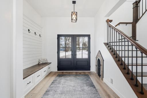 Grand entrance with spacious with storage! PLUS built in pet room under the stairs!