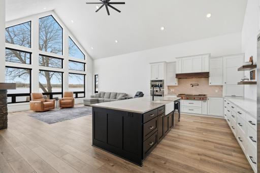 309 Chinook Avenue SW, Avon, MN 56310