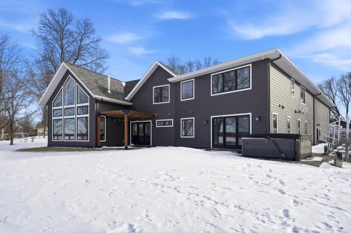 309 Chinook Avenue SW, Avon, MN 56310