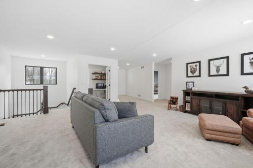 309 Chinook Avenue SW, Avon, MN 56310