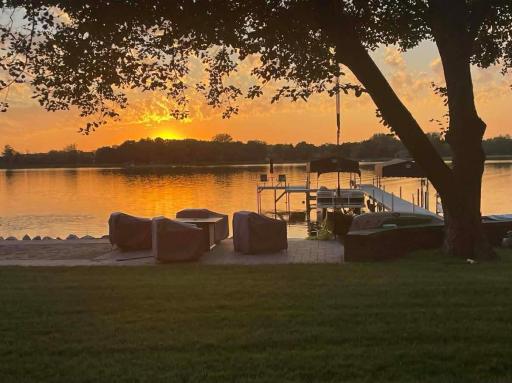 Large lakeside patio pavers with built in sitting wall.