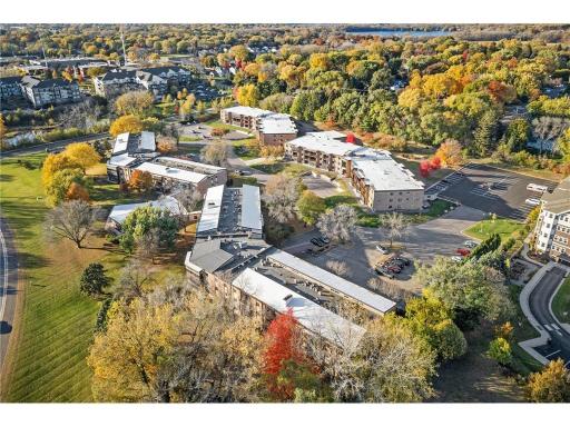 2670 Oxford Street N, 202, Roseville, MN 55113