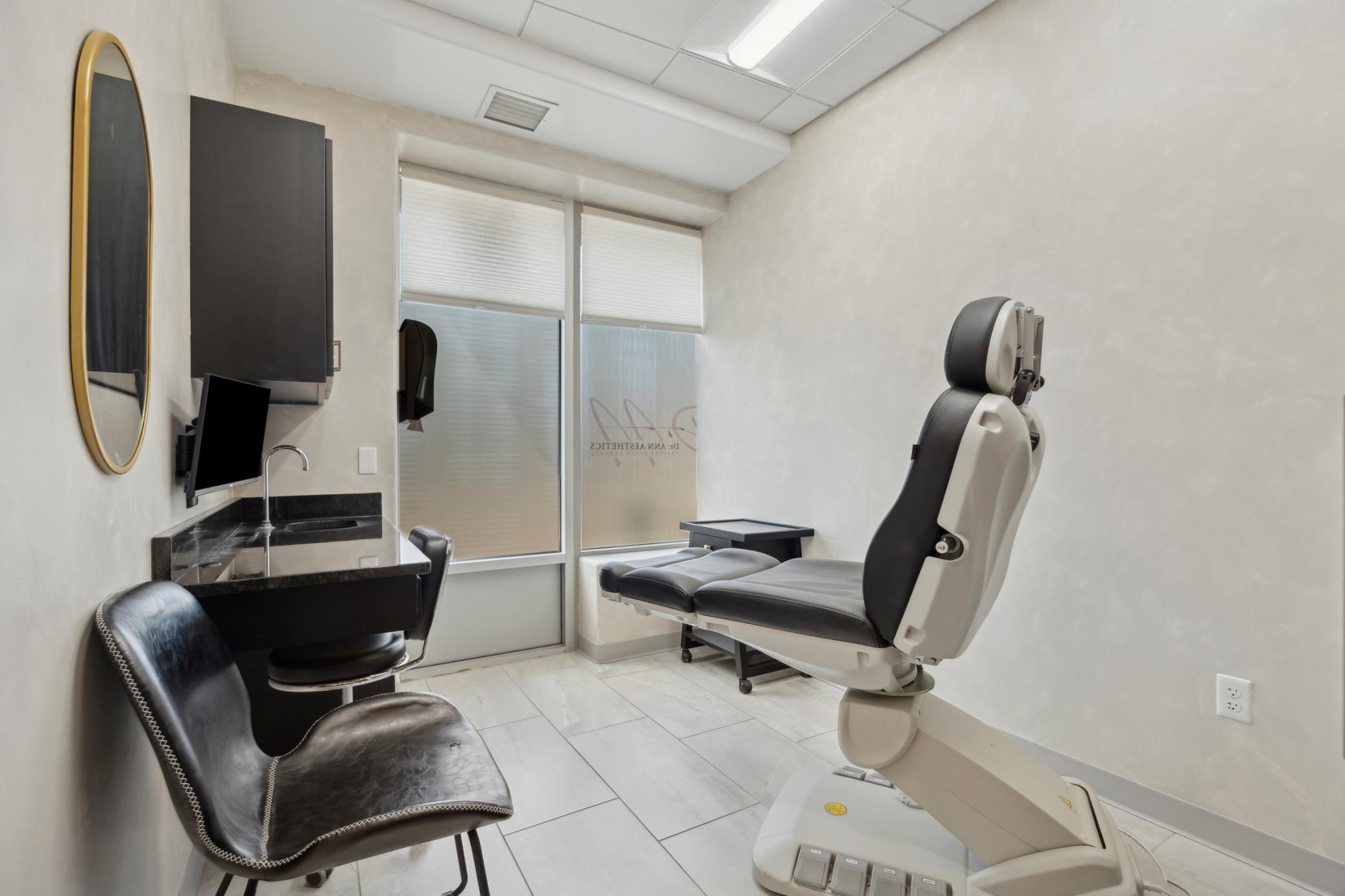 A commercial space that elevates your professional image.