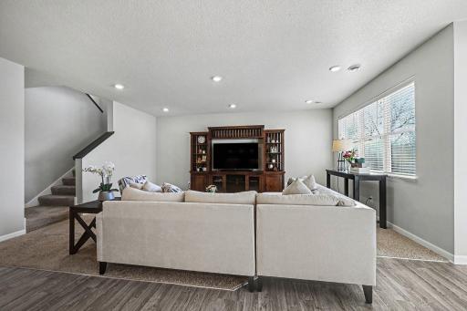 19413 Crystal Terrace, Farmington, MN 55024
