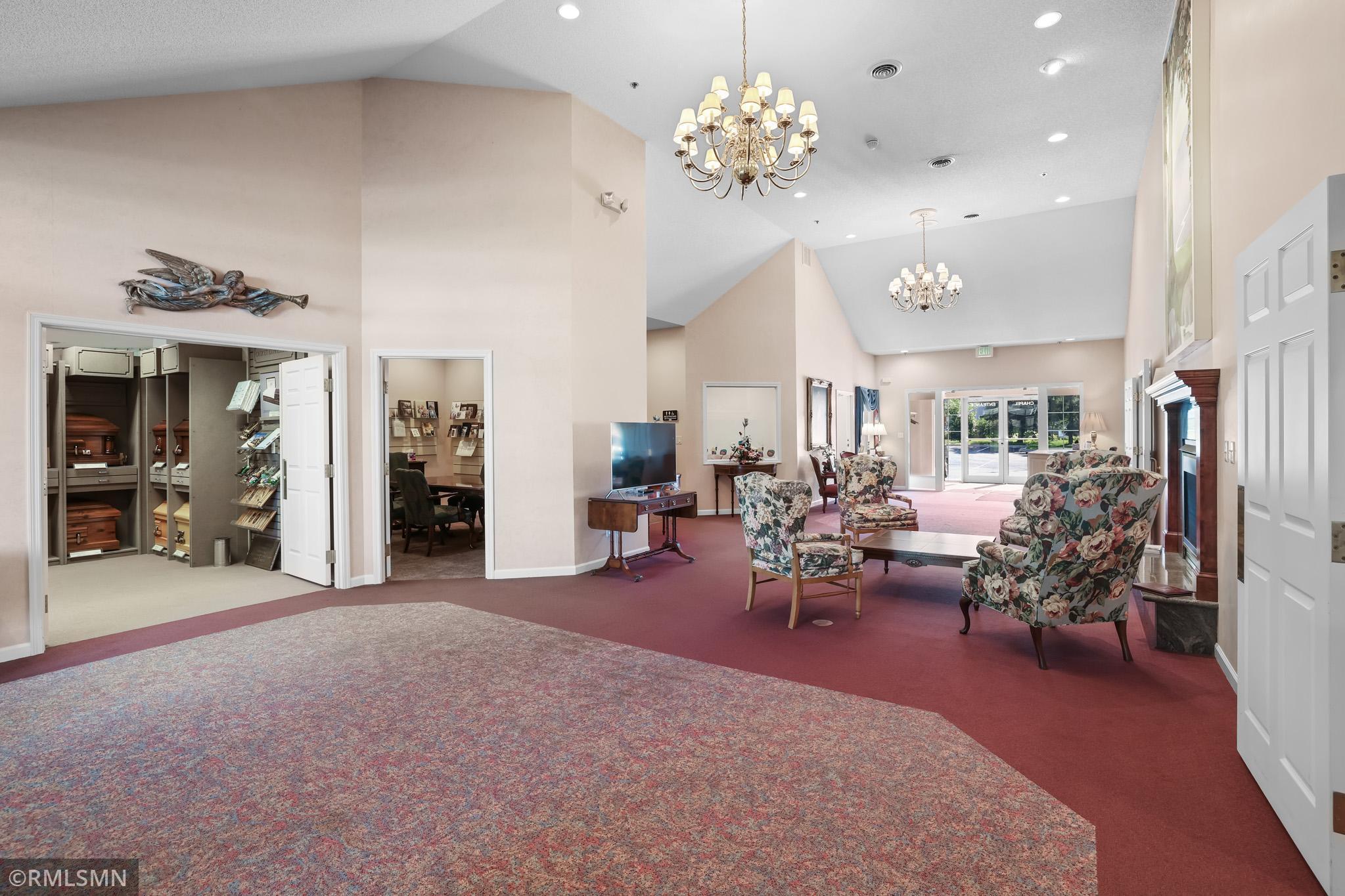 Lobby w/fireplace #2