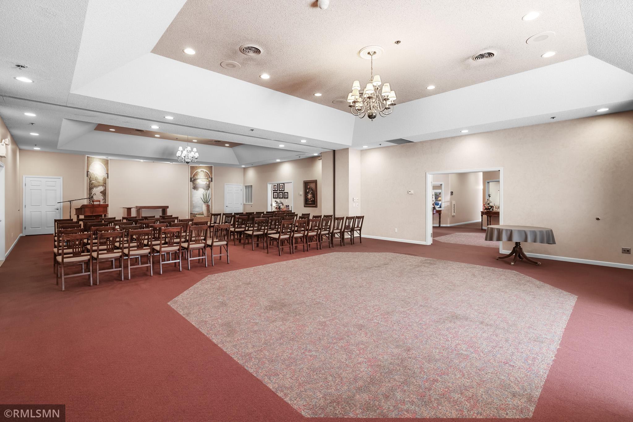 Meeting room #1 (north view)