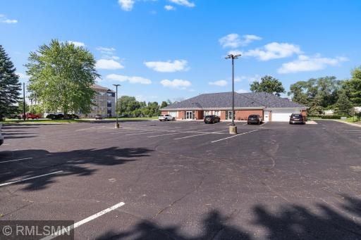 16394 Glory Lane, Eden Prairie, MN 55344