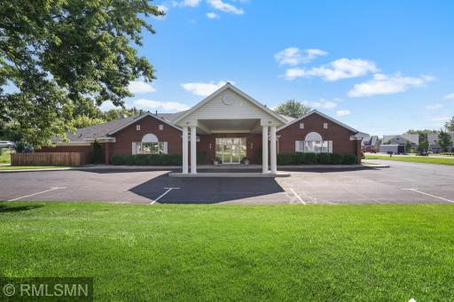 16394 Glory Lane, Eden Prairie, MN 55344