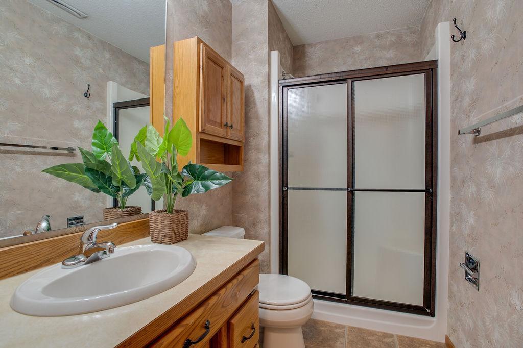 Lower level 3/4 bath