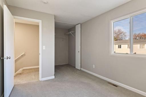 1479 Goodwin Avenue N, Saint Paul, MN 55128