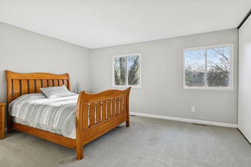 1479 Goodwin Avenue N, Saint Paul, MN 55128