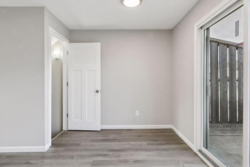 Informal dining and access to lower level
