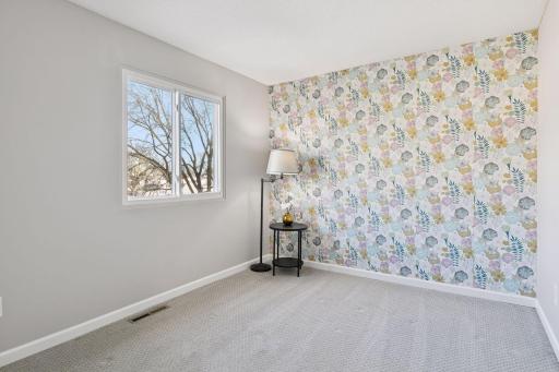 1479 Goodwin Avenue N, Saint Paul, MN 55128