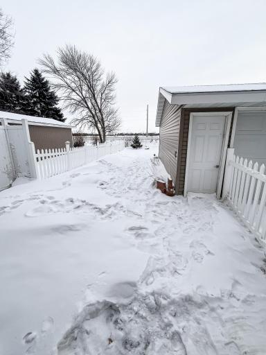 1218 20th Street N, Moorhead, MN 56560
