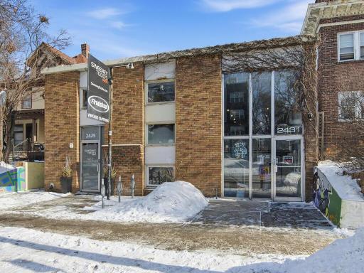 2425 Lyndale Avenue S, Minneapolis, MN 55405